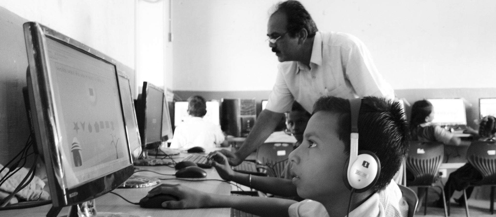 Read more about the article How EdTech is Transforming Education in Remote Dantewada